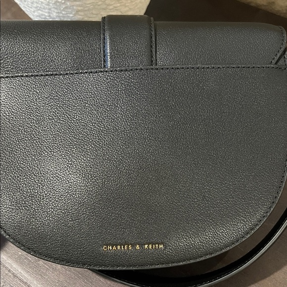 Black Leather Shoulder Bag - Picture 4 of 4